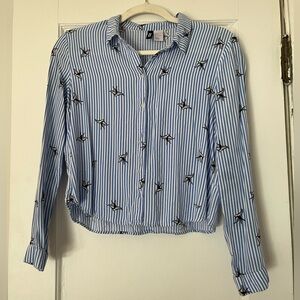 3/$20 🌟 Striped Bird Shirt